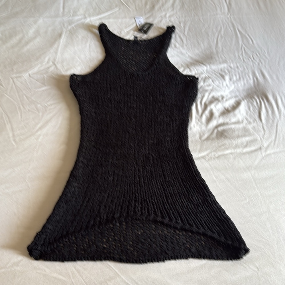 Express Black cover Sleeveless Top perfect for the beach size M - Picture 2 of 7